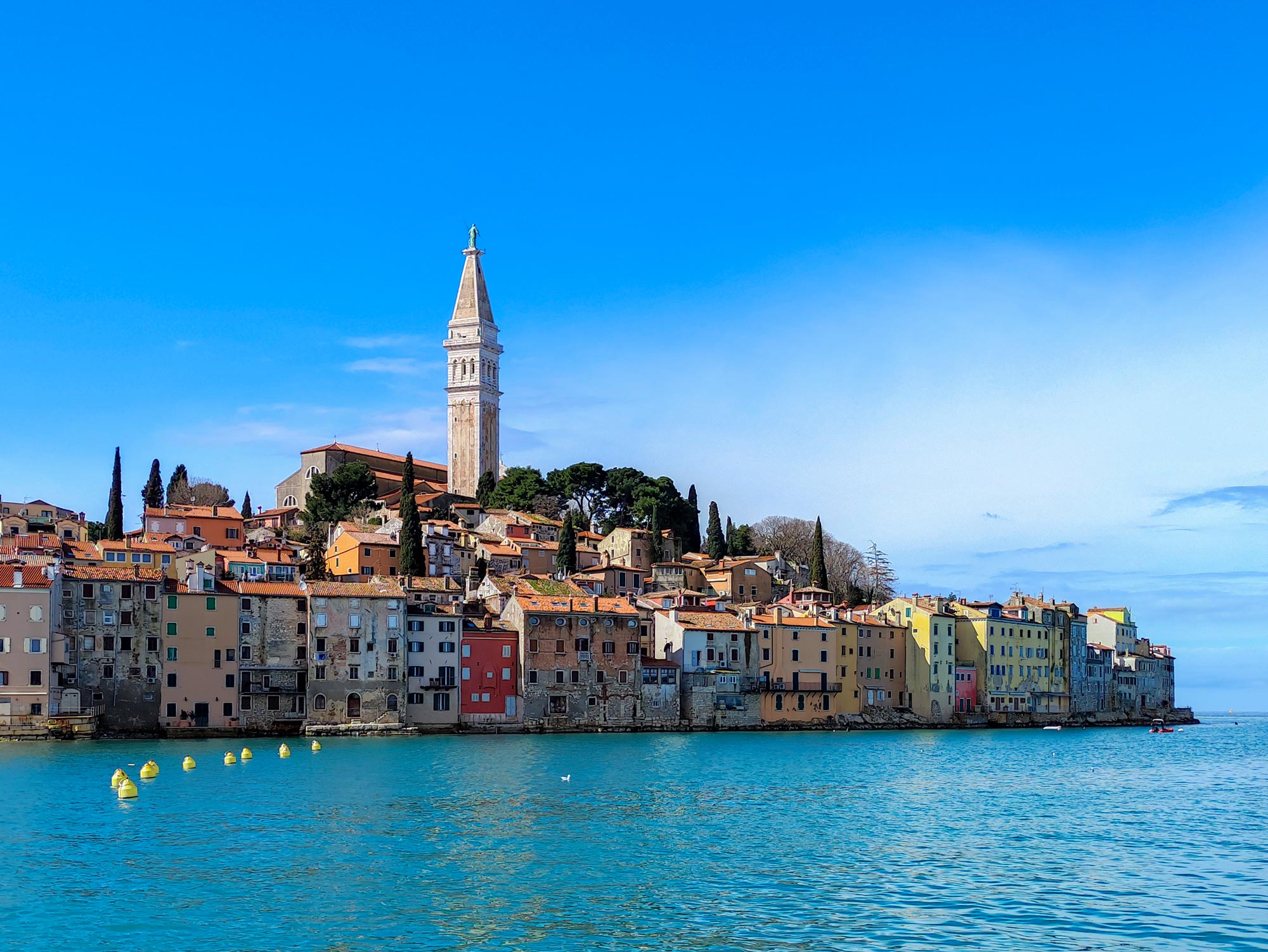 Rovinj 2023 v opoldanskem soncu